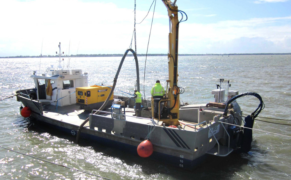 Navire de travail - la brise - Atlantique Maritime Services